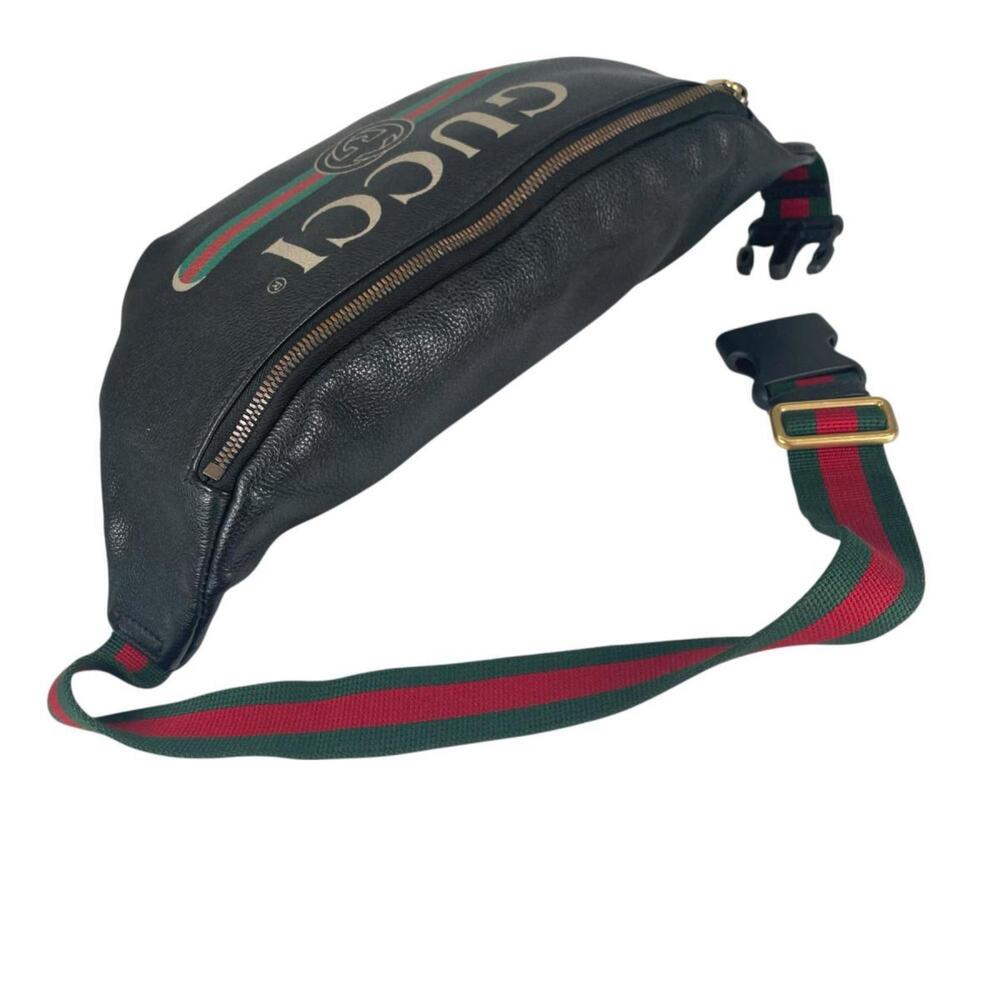 GUCCI Authentic Black Leather Fanny Pack - Picture 6 of 16